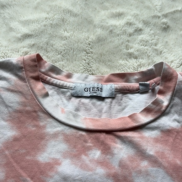 Guess Pink Tie-Dye Crop Top – Size Small | Y2K Streetwear | Soft Girl Aesthetic - Picture 2 of 5